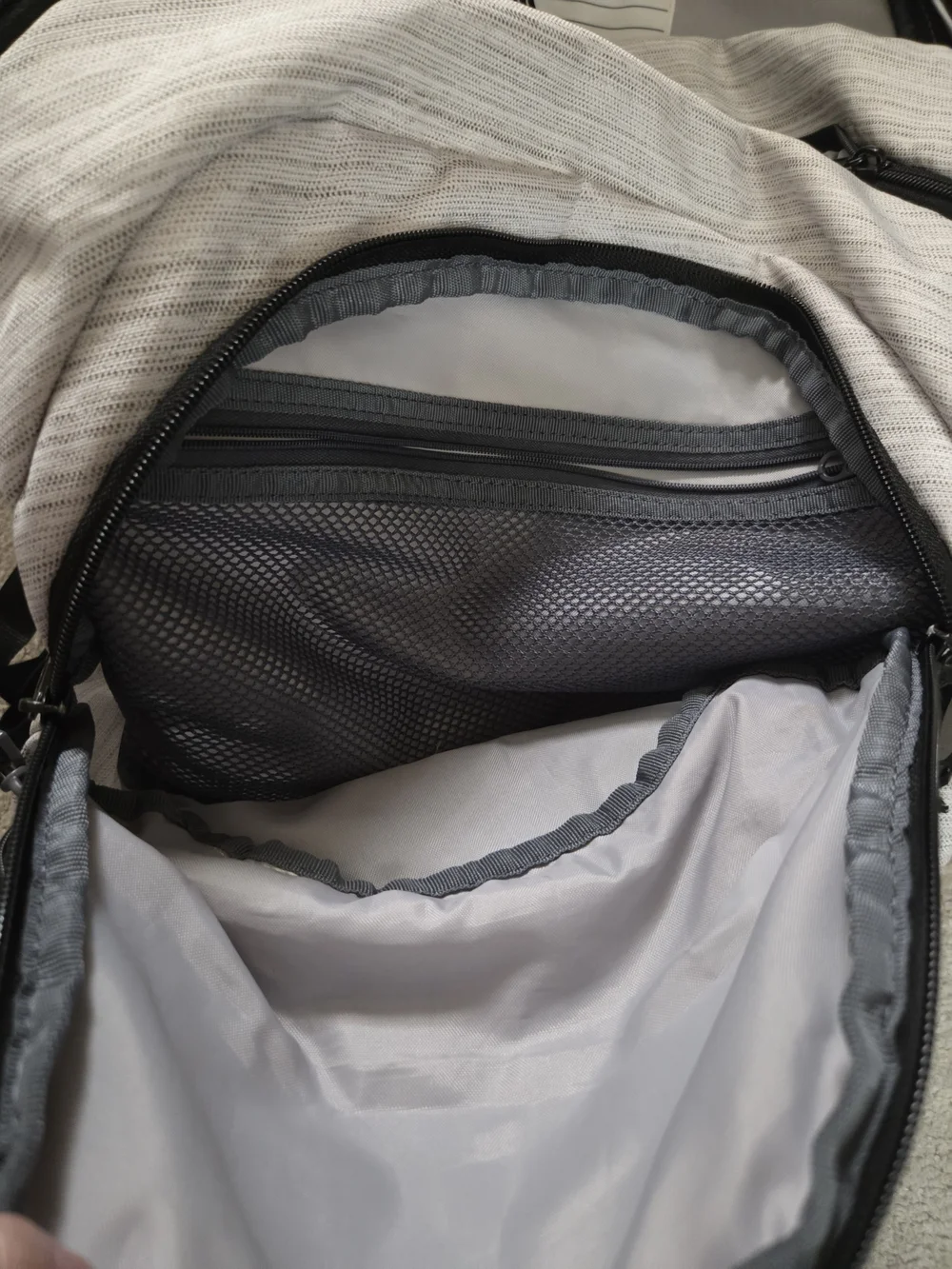 Adidas Unisex Prime 6 Backpack, Two Tone White/Black, One Size, Spacious Comfort